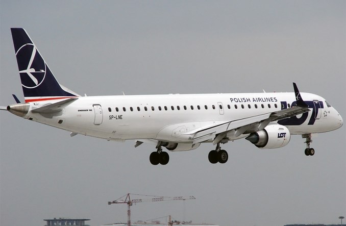 Wiatr przekierował loty krajowe na Węgry